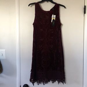 Velvet burgundy dress with lots of detail